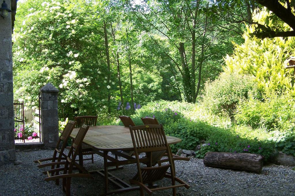Domaine De Salomony Marcols-les-Eaux Exterior foto